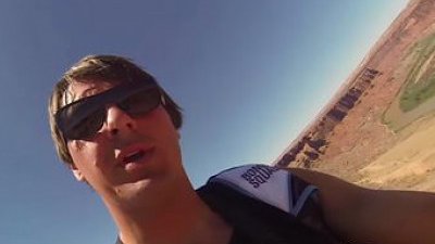 體驗極限刺激感！ 鏡頭下的 Base Jump