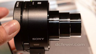 30 倍變焦鏡頭：新一代 Sony QX30 9 月 3 日現身？