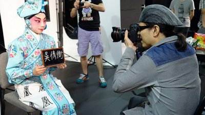 深入拍攝場地！ HKPPN x 香港八和會館「兩棚人」相連展 2014 獨家訪談