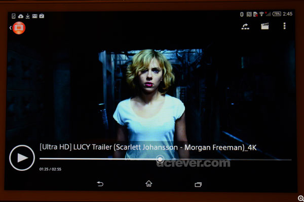 以 Sony Xperia Z3 Tablet Compact 欣賞 4K 解像度影片，可感受屏幕極為細緻