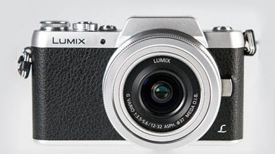 Panasonic「女友 7 號」竟變「真漢子」？