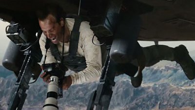 Call of Duty 廣告惡搞攝影產品！