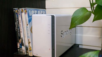 Synology DS215j​ - 你的專屬家庭電影院​​​

