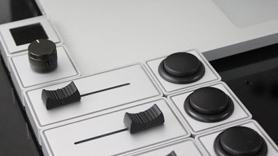 Palette 模組操控板外形似足 DJ 調音台 執相至有型