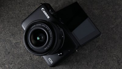 編輯 mic：「單反質素 DC 價錢」- Canon EOS M10 初試
