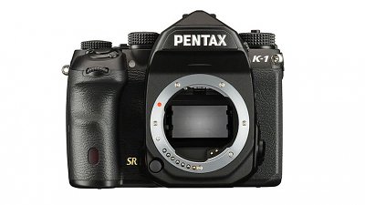 姍姍來遲：Pentax 首部全片幅數碼單反 K-1 終發佈，獨特扭芒設計成賣點