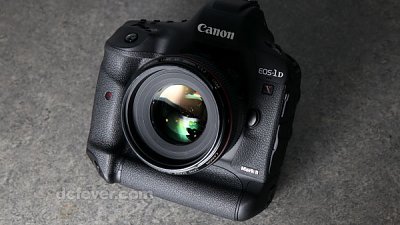 Canon EOS-1D X Mark II 用 SanDisk CFast Card 會炒相！