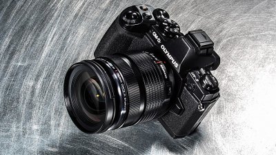 一個「事先張揚」直度手柄，揭露 Olympus E-M1 II 兩個迷思？