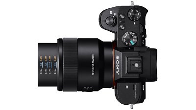 Sony 推出 50mm F2.8 微距鏡，入門鏡都有防塵防水滴！