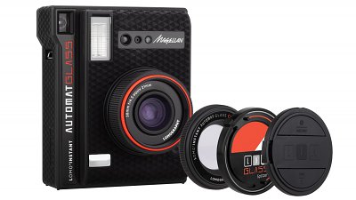 自拍群拍更方便：Lomography 推出首部 21mm 超廣角即影即有相機