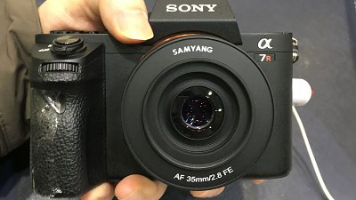 承蒙 Sony：Samyang AF 35mm f/2.8 FE 真身初現！