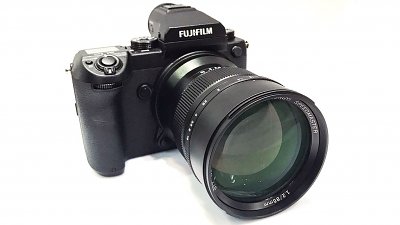 富士 GFX 又有新鏡：中一光學發表 Speedmaster 65mm f/1.4 及 85mm f/1.2