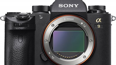 Sony 新專利揭露中幅機的可行性？