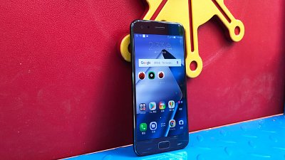 編輯 Tony：「雙攝強大，電量特強」- Asus ZenFone 4 Pro 測試