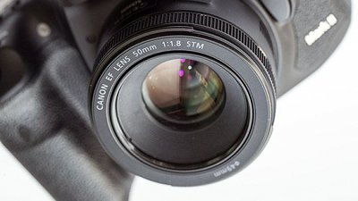 【Canon RF 窮人三寶】50mm f/1.8 IS 或今年出場！