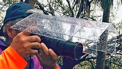 太陽能電筒姊妹作？防雨罩遭網民力數缺點