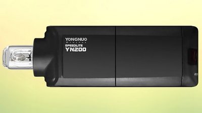 固定燈頭設計，永諾 YN200 原型曝光