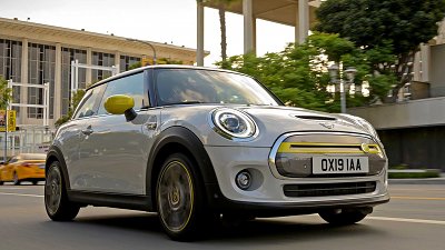 續航力 200 公里！純電動 Mini Cooper SE