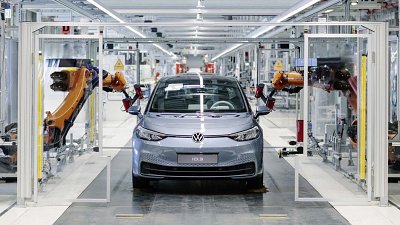 Volkswagen ID.3 純電「五門揭背」德國量產！訂單破 35,000 張