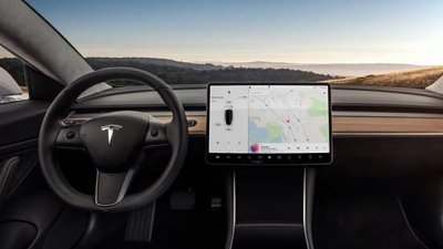 Tesla Model 3 軟體更新！「Acceleration Boost」解除限速封印