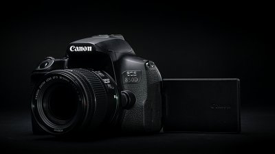 中階機能入門價：Canon EOS 850D 支援直度拍片