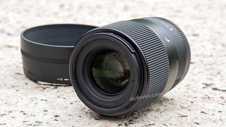 【テレビで話題】 30mm SIGMA F1.4 (Canon用) Art DC レンズ(単焦点)