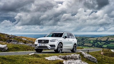 Volvo XC90 T8 Twin Engine 獲「最佳電動 7 人車」！