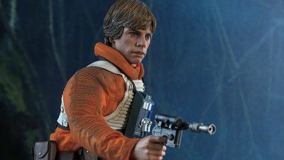 四十周年紀念作：機師 Luke 都要美顏？