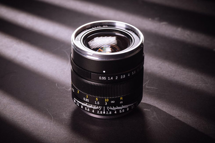 廣角的極大瞳：中一光學公布Mitakon SpeedMaster 17mm f/0.95