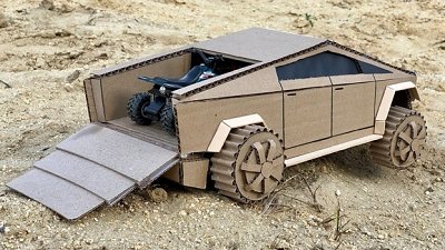 【有片】神人拍片教自製紙板「Tesla Cybertruck」　可遙控尾板還可升起