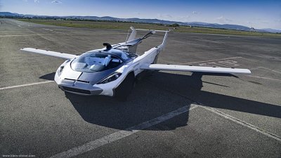 【有片】AirCar 5 代實測大成功！落地秒變超跑　量產在即
