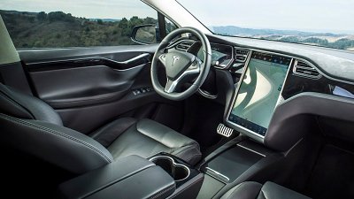 美國 Tesla 需召回 Model S、X 約 15.8 萬部　只因觸控螢幕有瑕疵？！