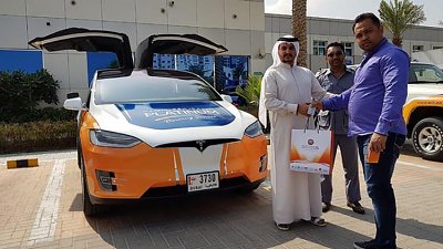 超豪學車訓練班！Bentley、Porsche 變師傅車　學費 6 萬每月 50 人報名