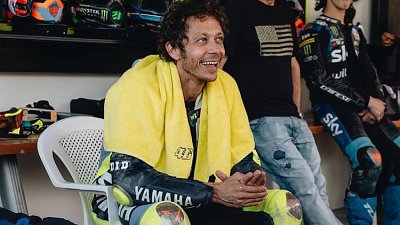 【MotoGP】42 歲羅斯宣布退役！9 屆世界冠軍傳奇告別