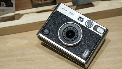 有型有感  Fujifilm Instax Mini EVO