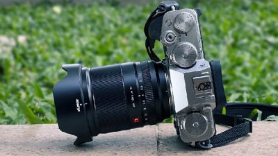 拍星空、拍 Vlog 都得：Viltrox AF 13mm F1.4 延期上市
