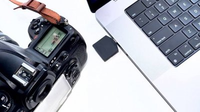 內置 USB-C：X-Driver CFexpress Type B 記憶卡變萬能插