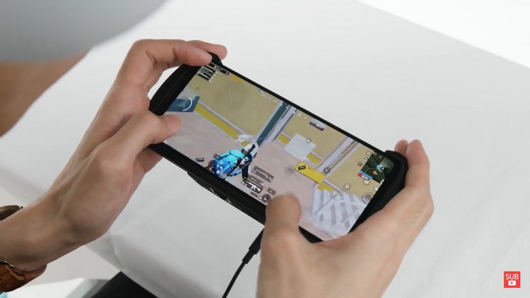 Sony Xperia Stream 登場！一裝變成Gaming Phone - DCFever.com