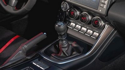 棍波車不死！Subaru 計劃為棍波車加入 EyeSight 輔助駕駛系統