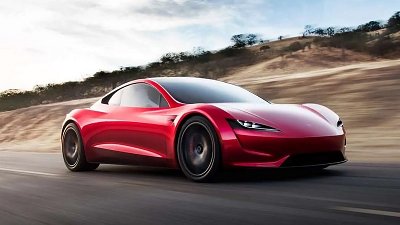1 秒衝 96km/h！第 2 代 Tesla Roadster 料年底亮相