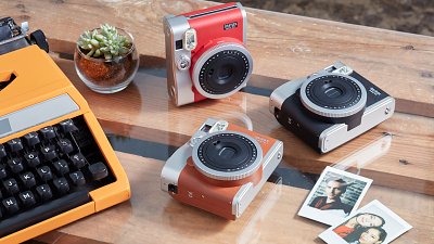 傳 Fujifilm Instax Mini 99 大玩光線特效，好玩程度不遜混合機種