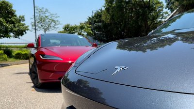 Tesla 車主深入評測，Model 3 後驅和 Performance 版怎樣選才好？