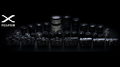 Fujifilm India 自嘲「跪玻璃」，玩出新宣傳套路！