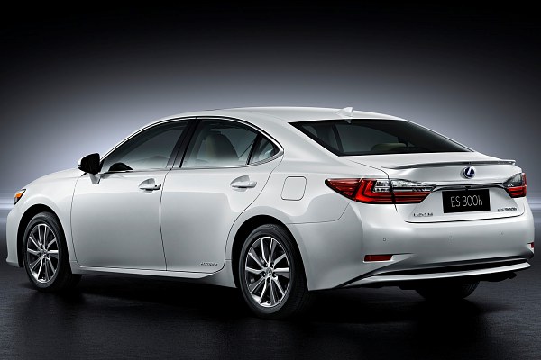 lexus_401_1482143418.jpg