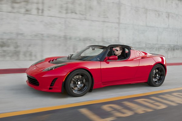 tesla_465_1484108586.jpg