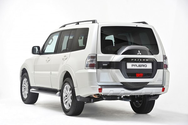 Mitsubishi Pajero 3.0 V6 香港規格、價錢、牌費及介紹文 - DCFever.com