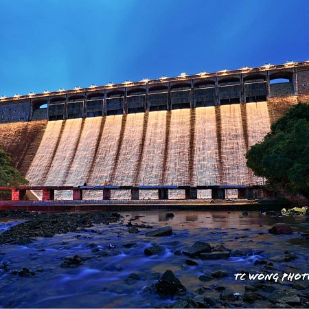 大潭篤水塘排洪 -「雨季限定」