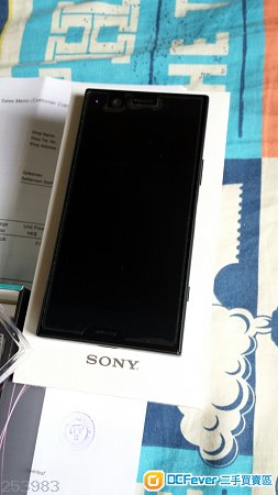 出售 999新 Sony XZ1 compact 黑色香港行货 保