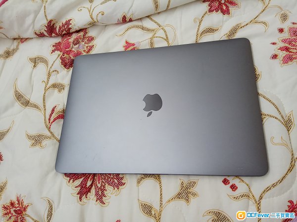 出售 MacBook Pro 13 2016 太空灰 (8gb\/256g