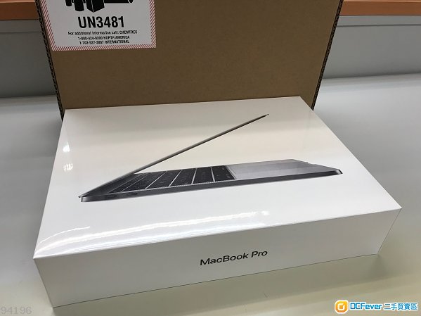 出售 全新 太空灰 13 吋 MacBook Pro 2017 10